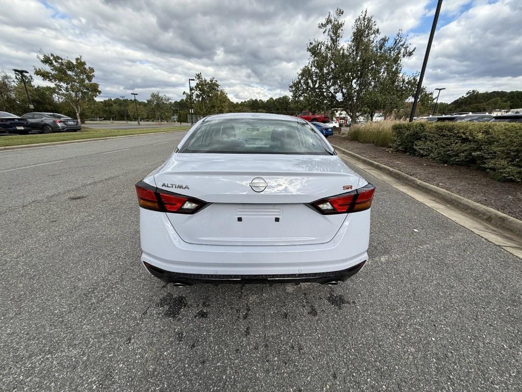 new 2025 Nissan Altima car, priced at $32,390