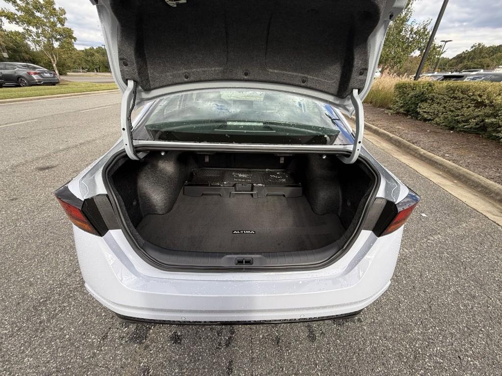 new 2025 Nissan Altima car, priced at $32,390