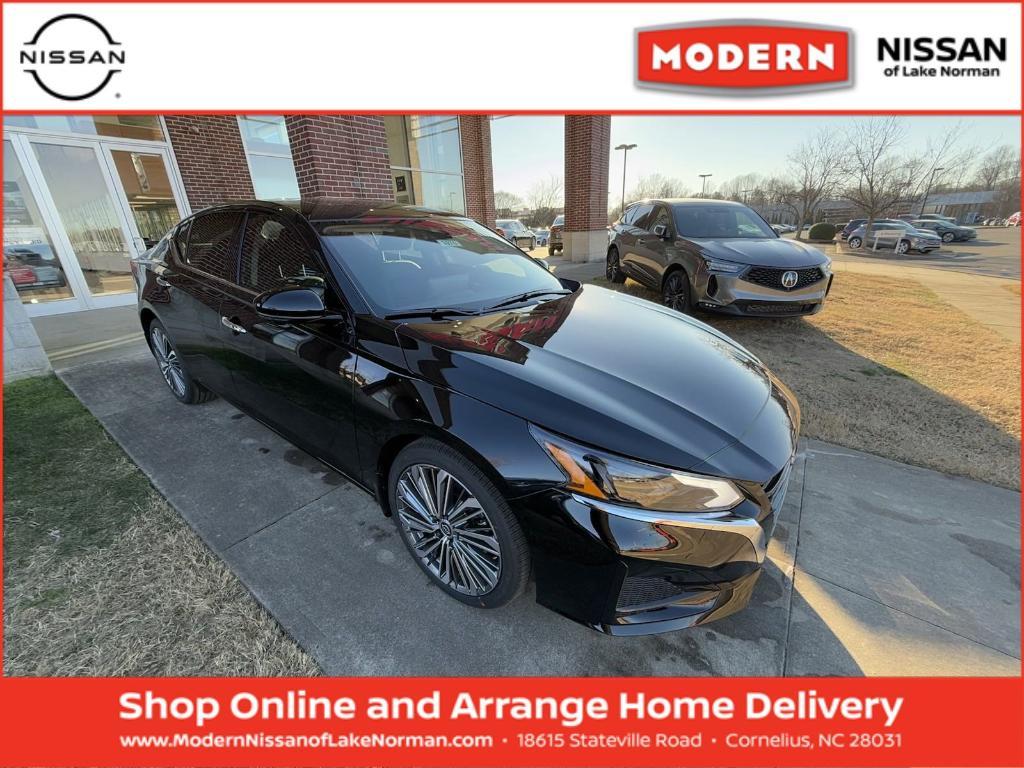 new 2025 Nissan Altima car, priced at $33,970