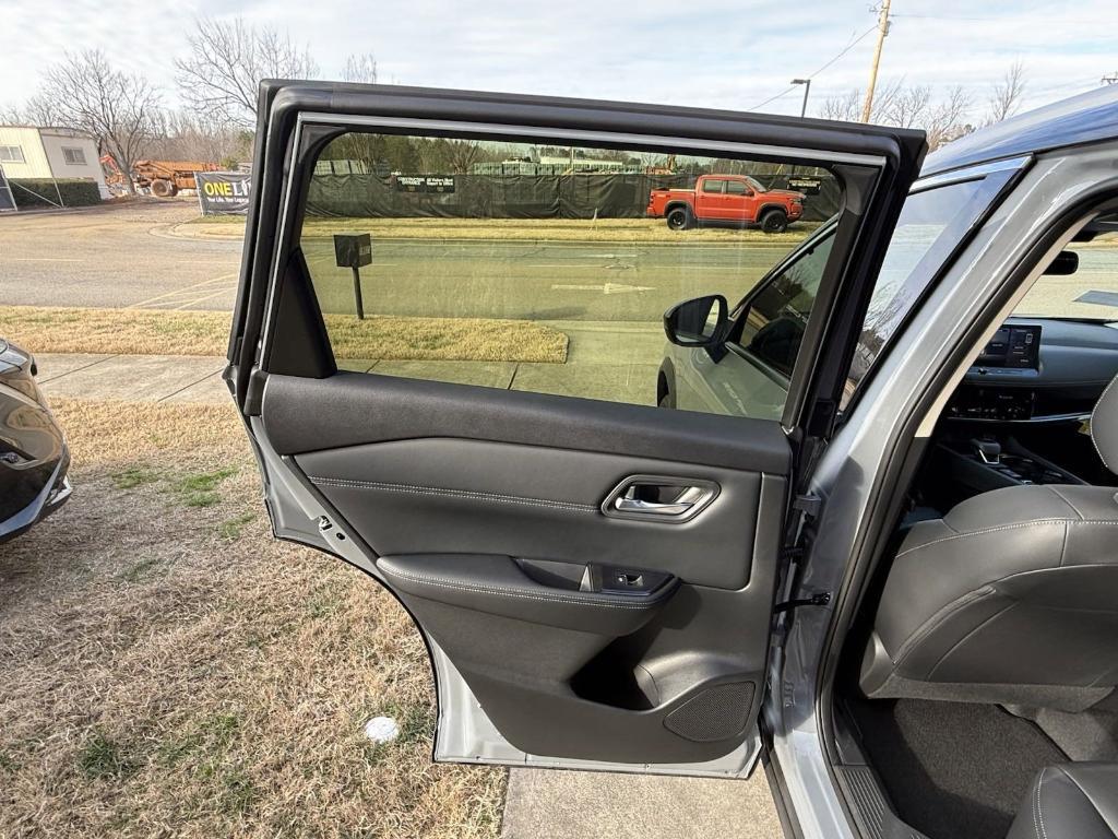 new 2025 Nissan Rogue car, priced at $36,475