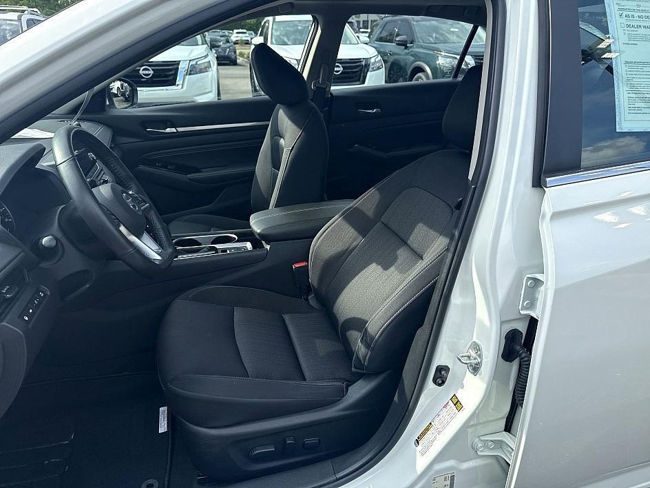 used 2022 Nissan Altima car, priced at $24,516