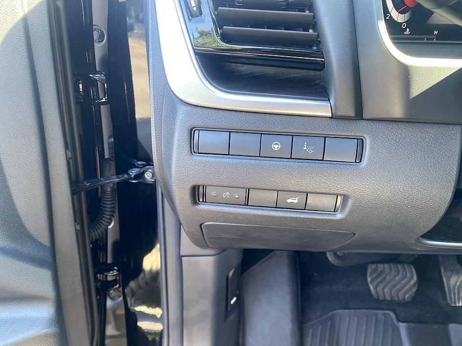 used 2023 Nissan Rogue car, priced at $29,653