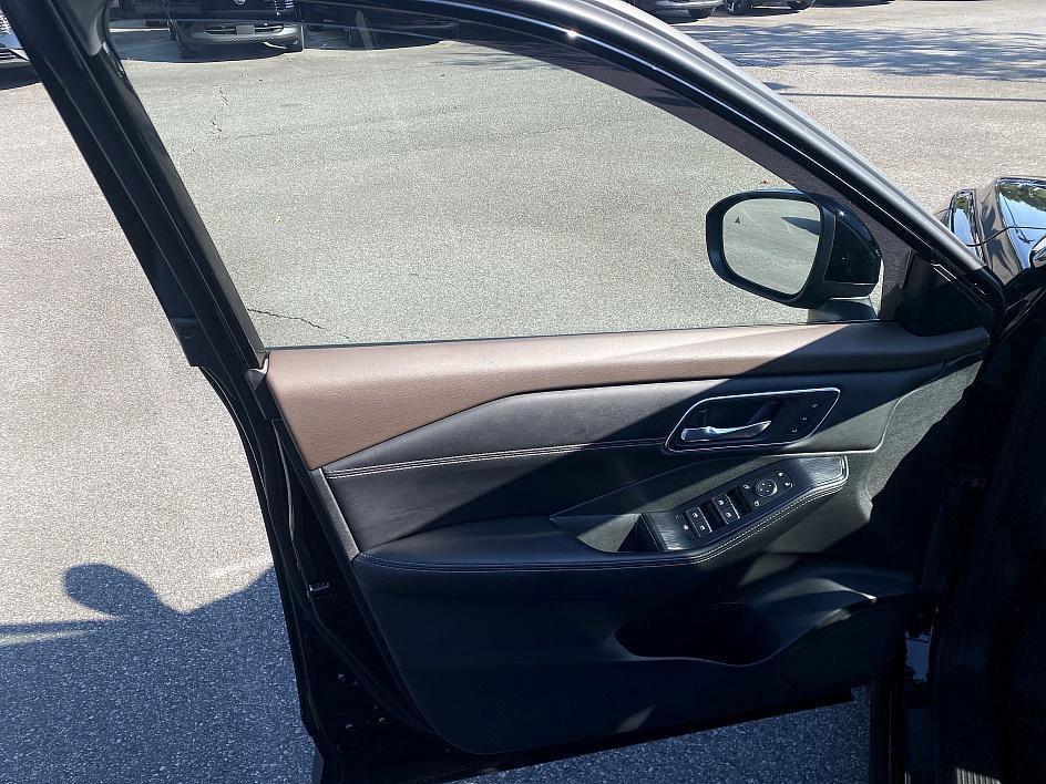 used 2023 Nissan Rogue car, priced at $29,653