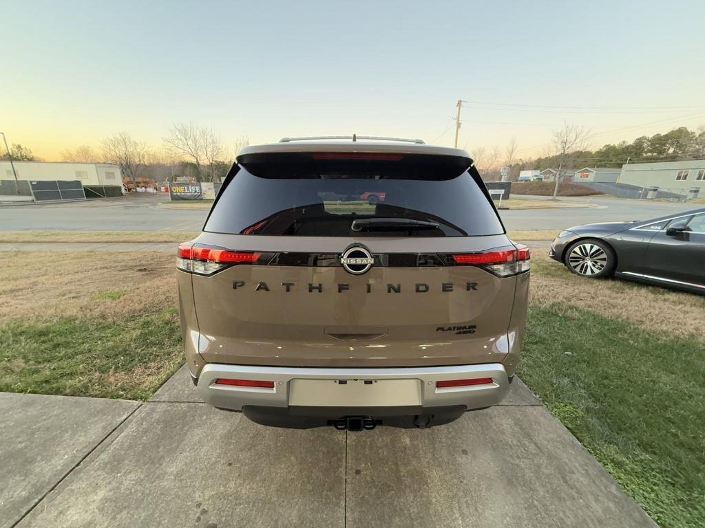 new 2025 Nissan Pathfinder car, priced at $54,290