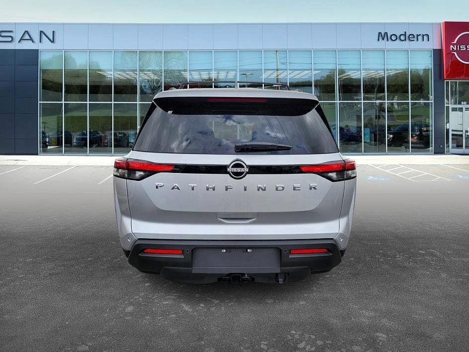 new 2025 Nissan Pathfinder car, priced at $36,570