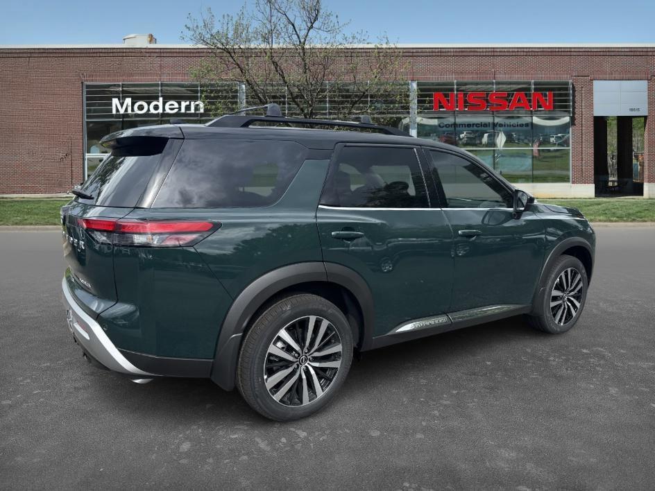 new 2025 Nissan Pathfinder car, priced at $48,298