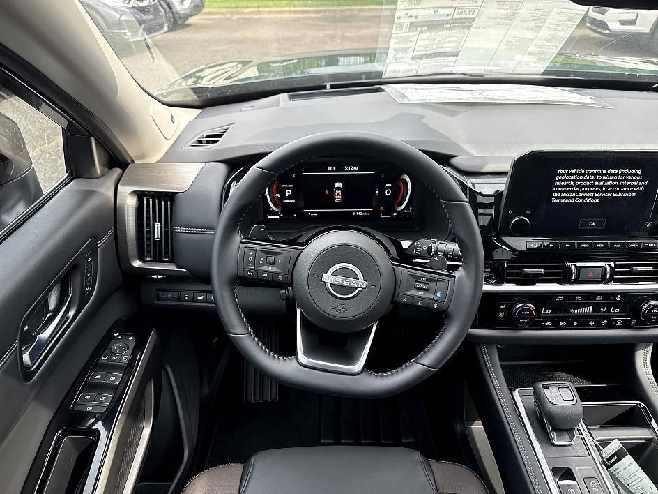 new 2025 Nissan Pathfinder car, priced at $48,298