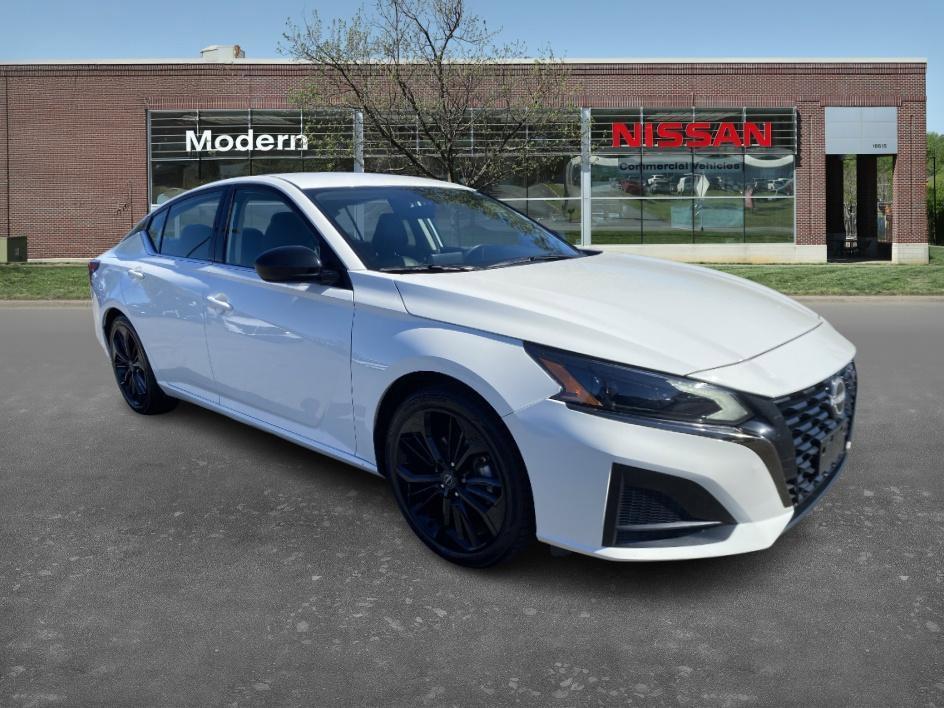 used 2024 Nissan Altima car, priced at $21,979