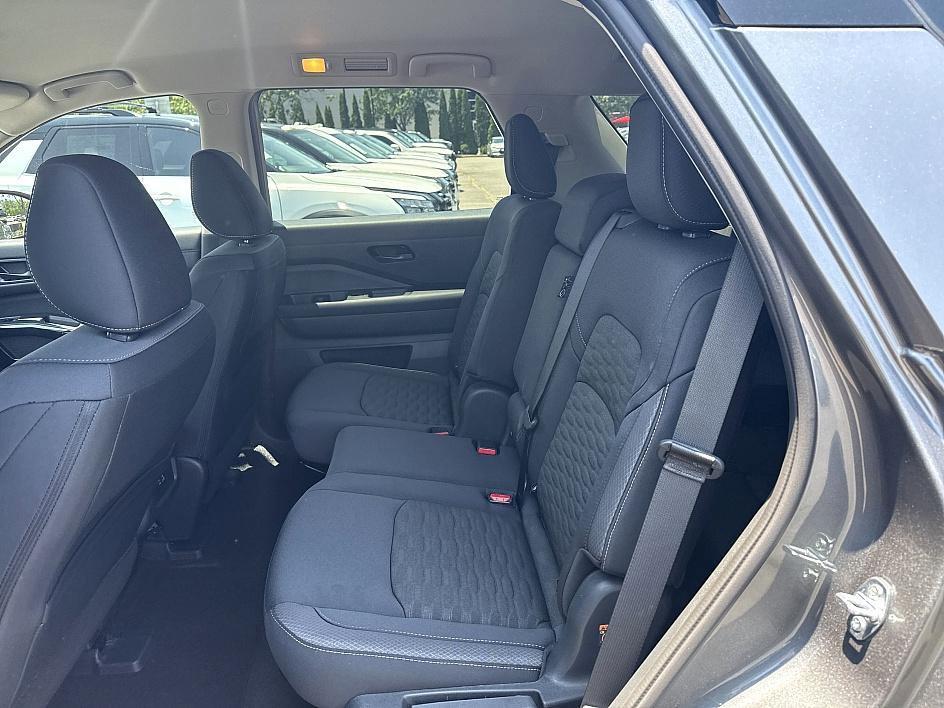 new 2025 Nissan Pathfinder car, priced at $38,205