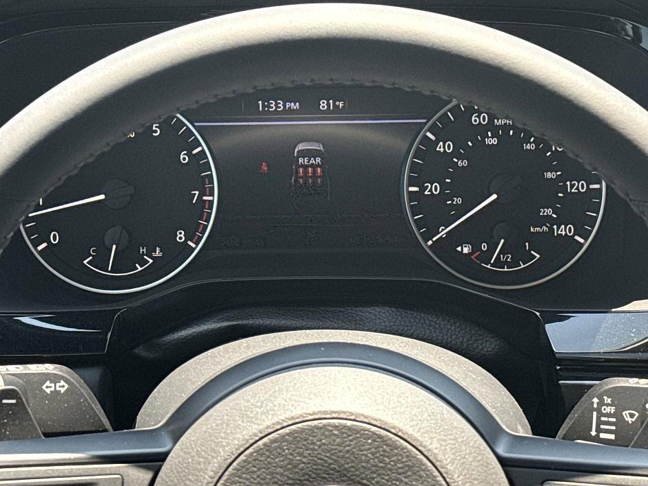 new 2025 Nissan Pathfinder car, priced at $38,205
