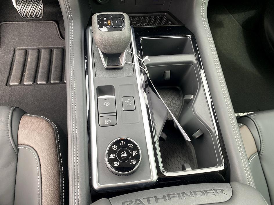 new 2025 Nissan Pathfinder car, priced at $44,059