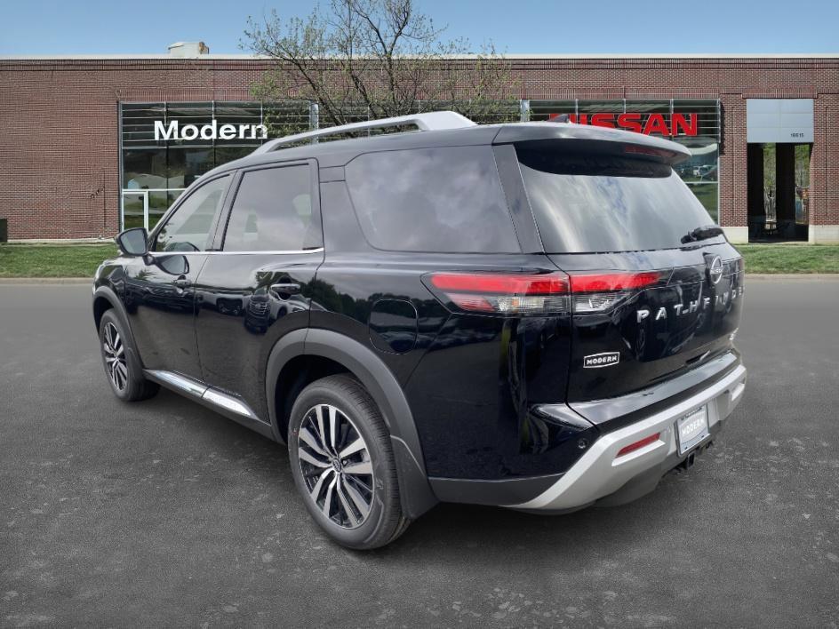 new 2025 Nissan Pathfinder car, priced at $44,059