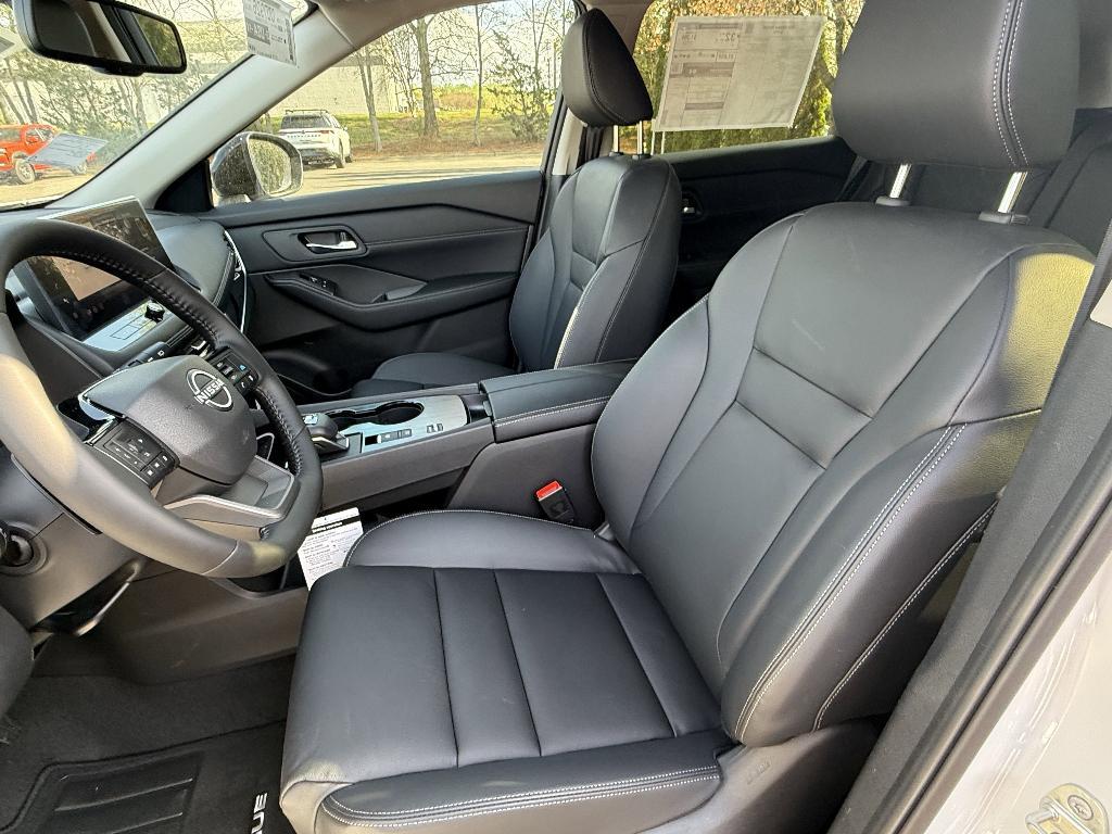 new 2025 Nissan Rogue car, priced at $36,075