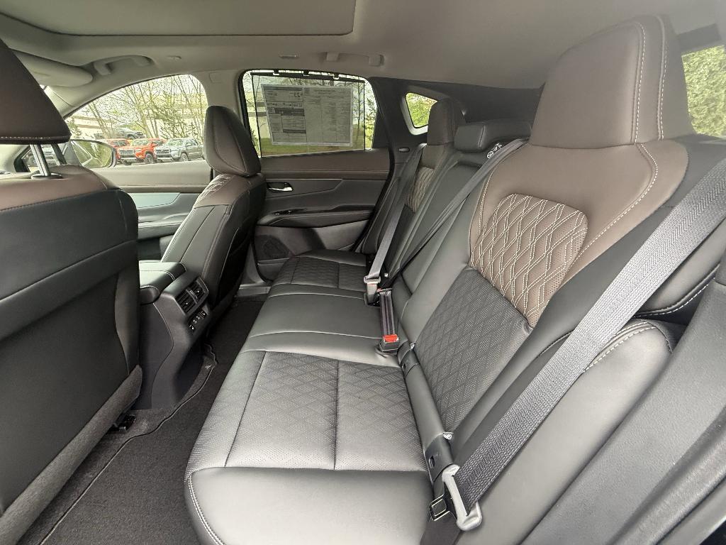 new 2025 Nissan Murano car, priced at $50,210