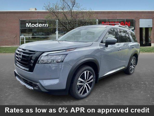 new 2025 Nissan Pathfinder car, priced at $50,952