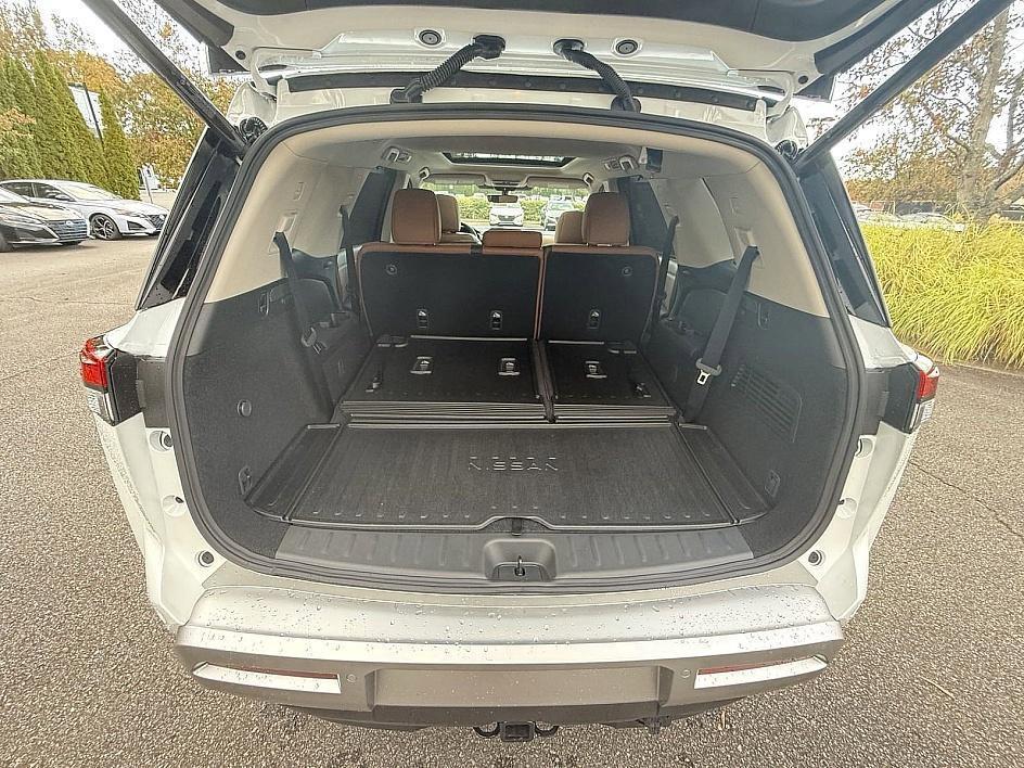 new 2025 Nissan Pathfinder car, priced at $48,290