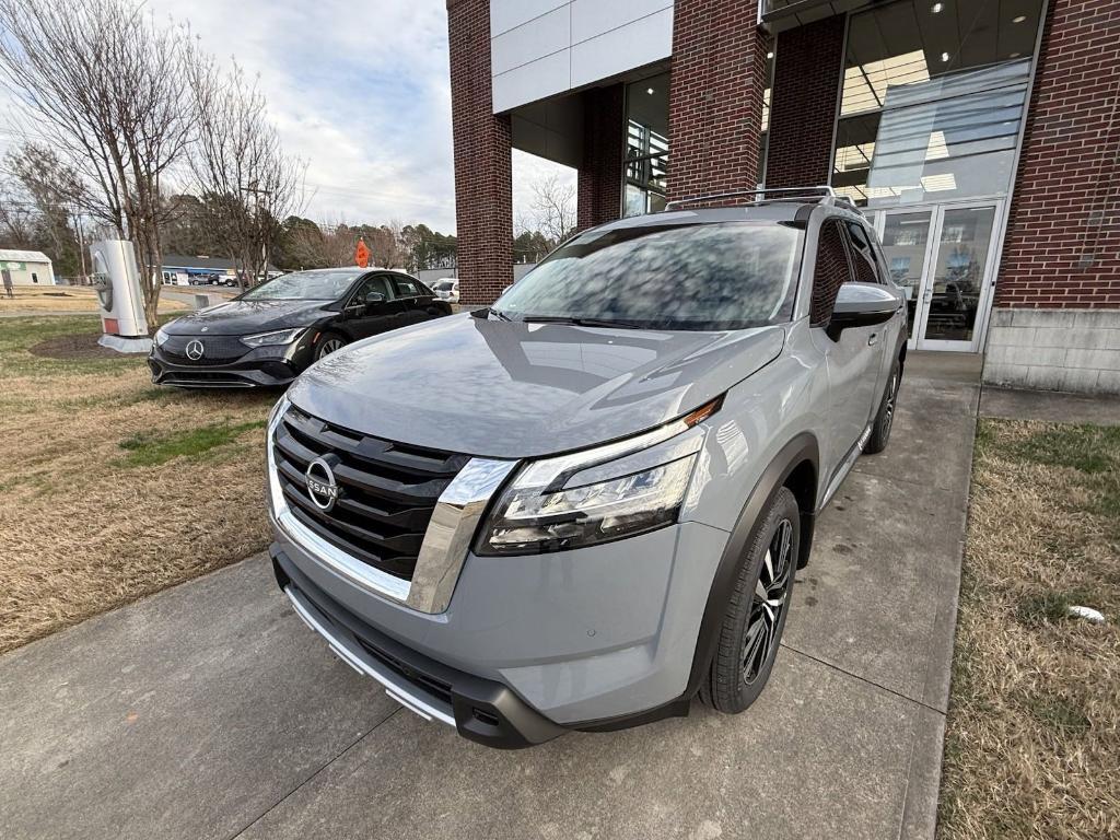 new 2025 Nissan Pathfinder car, priced at $51,740