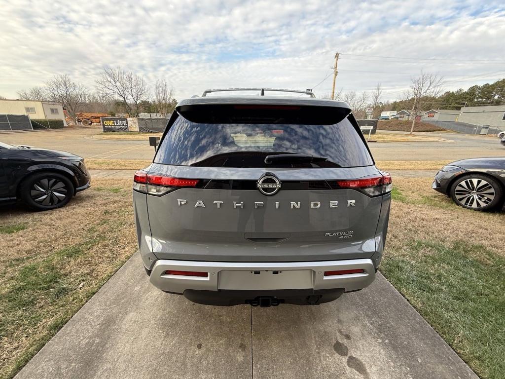 new 2025 Nissan Pathfinder car, priced at $51,740