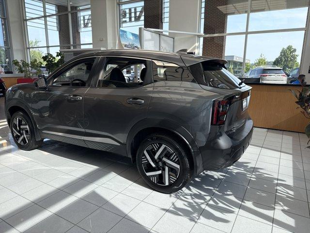 new 2025 Nissan Kicks car, priced at $25,255