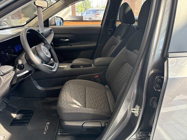 new 2025 Nissan Kicks car, priced at $25,255