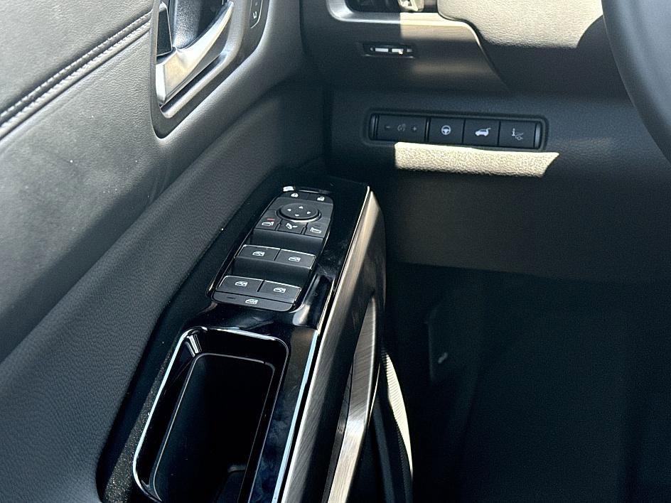 new 2025 Nissan Pathfinder car, priced at $47,811