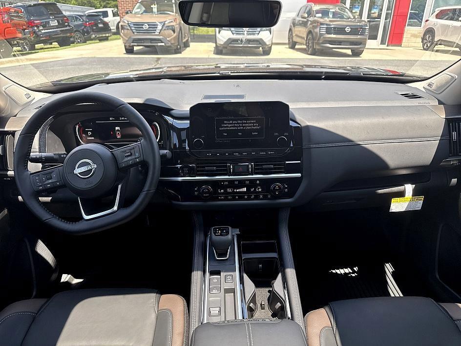 new 2025 Nissan Pathfinder car, priced at $47,811