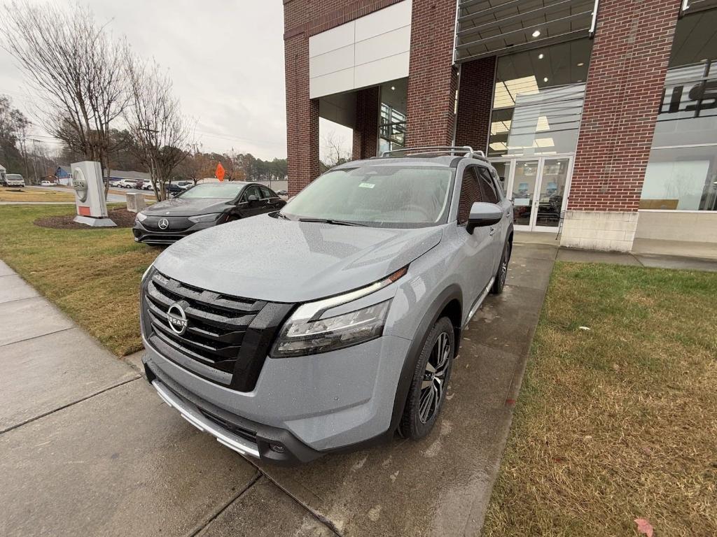 new 2025 Nissan Pathfinder car, priced at $52,940