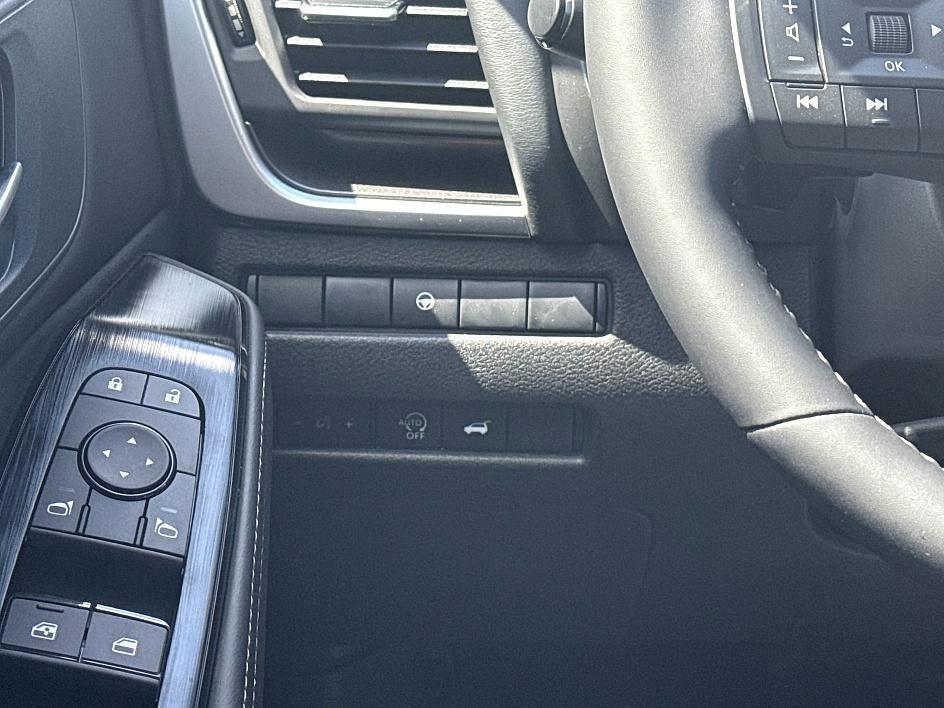 new 2025 Nissan Rogue car, priced at $32,256
