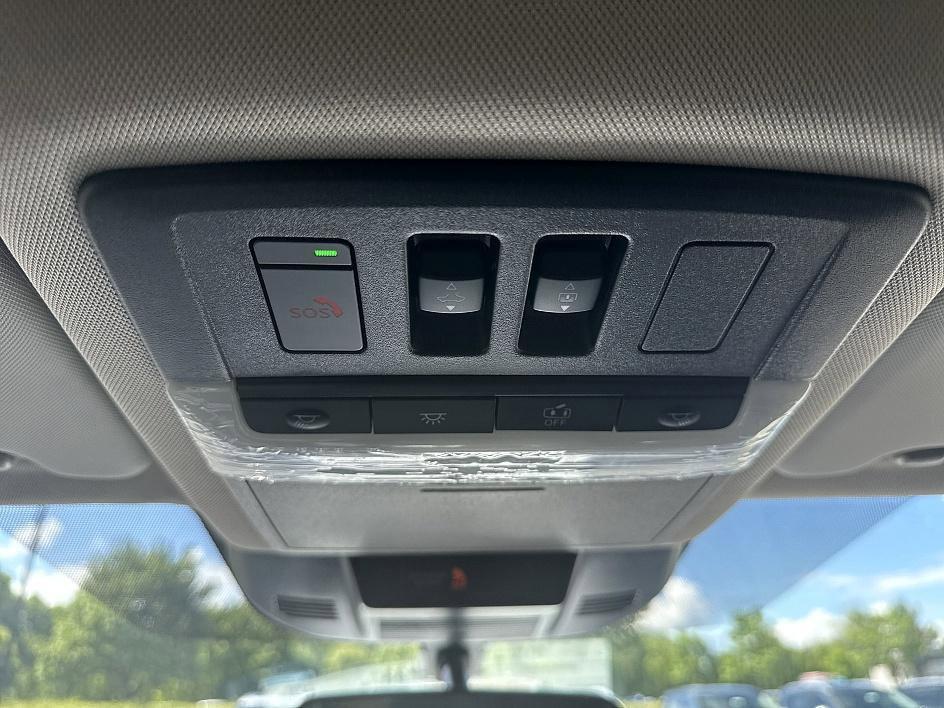 new 2025 Nissan Rogue car, priced at $32,256