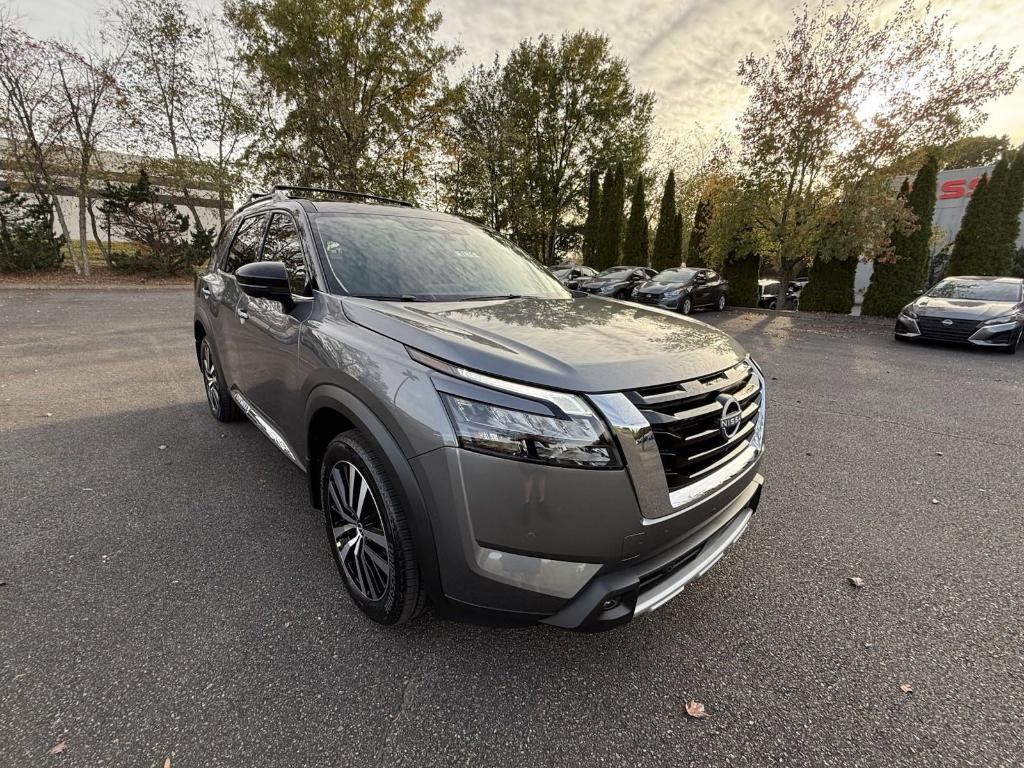 new 2025 Nissan Pathfinder car, priced at $51,610