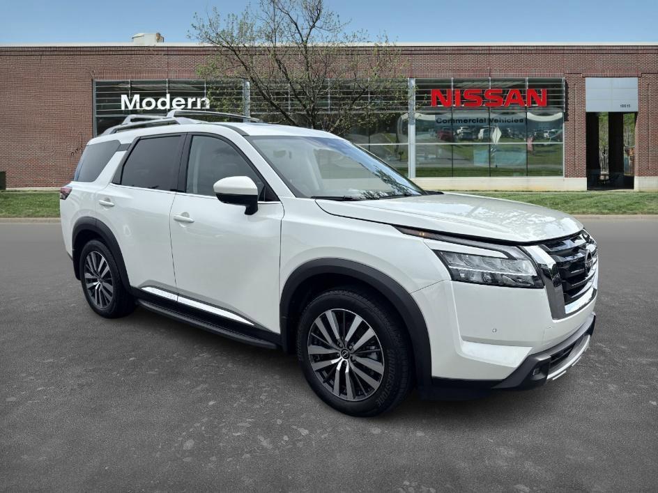 used 2022 Nissan Pathfinder car, priced at $36,779