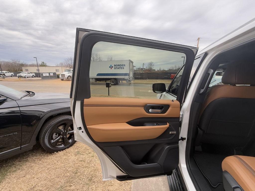 new 2025 Nissan Armada car, priced at $67,105