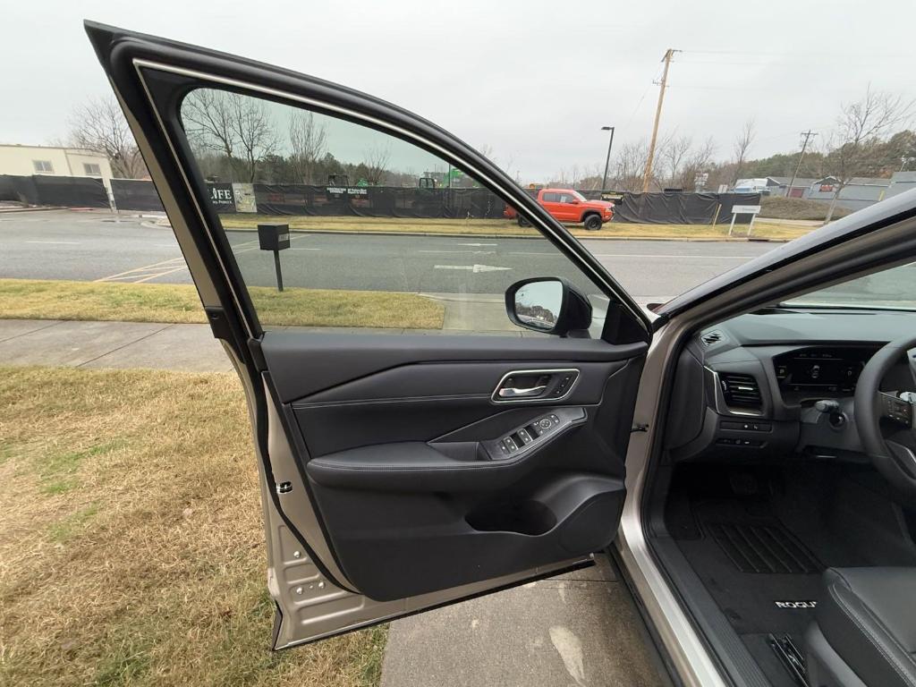 new 2025 Nissan Rogue car, priced at $40,865