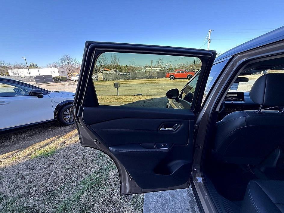 new 2025 Nissan Rogue car, priced at $35,635