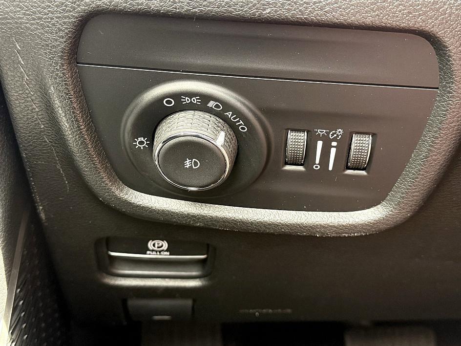 used 2021 Jeep Grand Cherokee L car, priced at $26,882