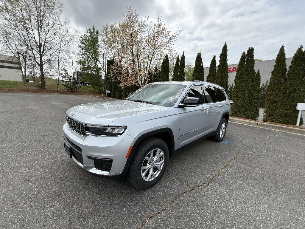 used 2021 Jeep Grand Cherokee L car, priced at $27,753