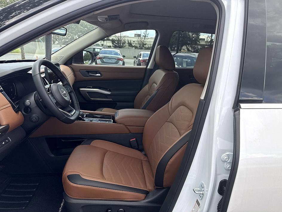 new 2025 Nissan Pathfinder car, priced at $48,209