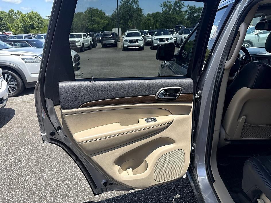 used 2016 Jeep Grand Cherokee car, priced at $10,455