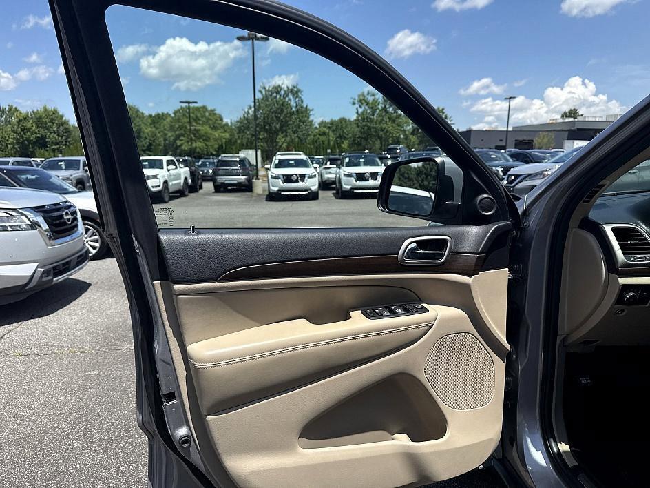 used 2016 Jeep Grand Cherokee car, priced at $10,455