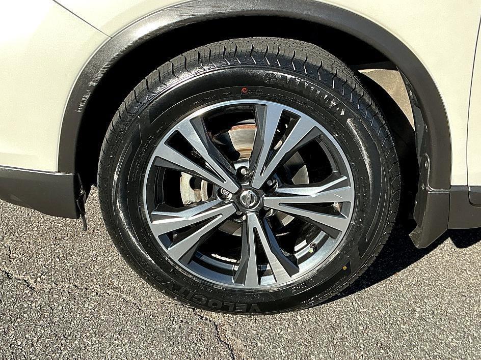 used 2018 Nissan Rogue car, priced at $14,795