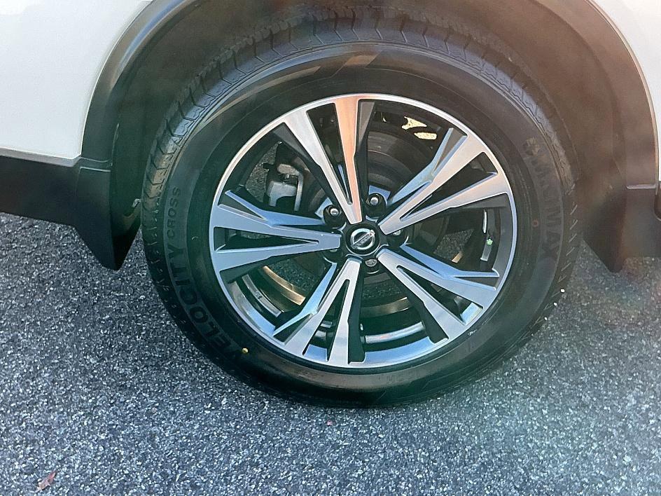 used 2018 Nissan Rogue car, priced at $14,795