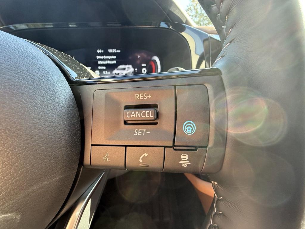 new 2025 Nissan Pathfinder car, priced at $49,265