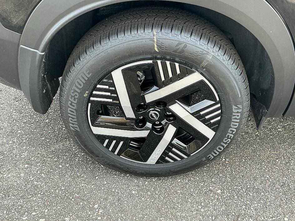 new 2026 Nissan Kicks car, priced at $23,969