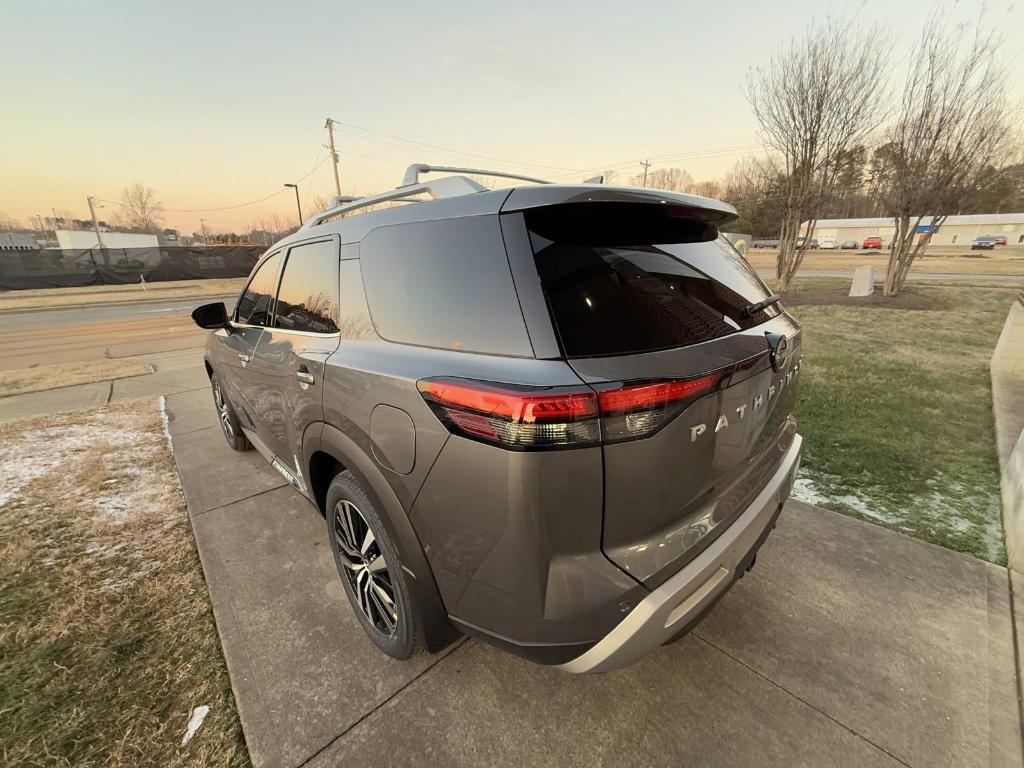 new 2025 Nissan Pathfinder car, priced at $48,765