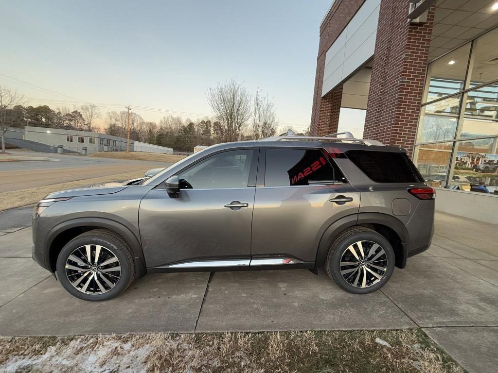 new 2025 Nissan Pathfinder car, priced at $48,765