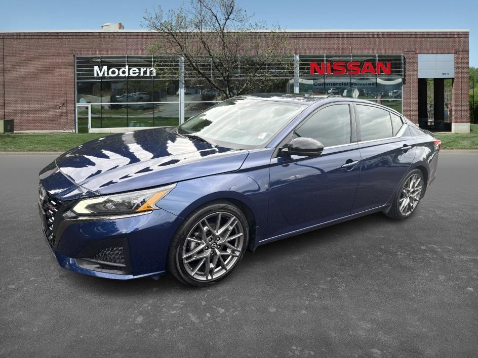 used 2023 Nissan Altima car, priced at $23,992