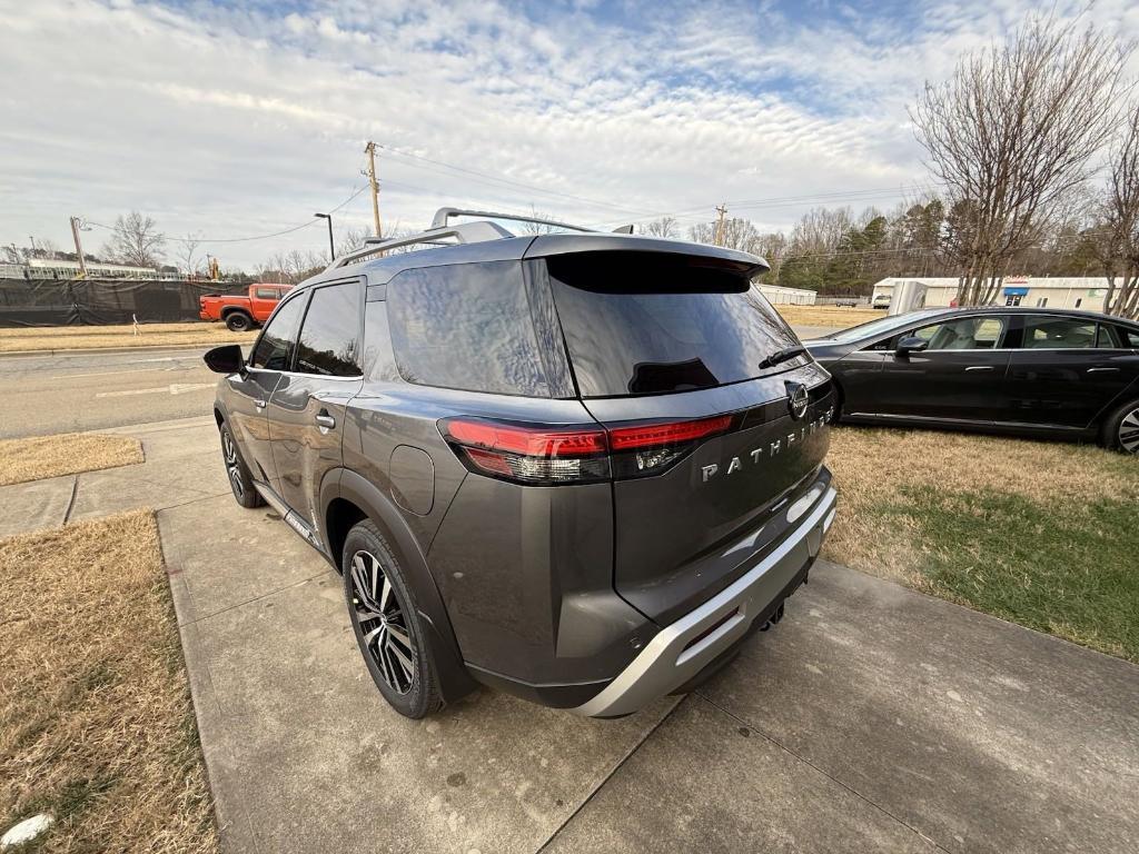 new 2025 Nissan Pathfinder car, priced at $48,765