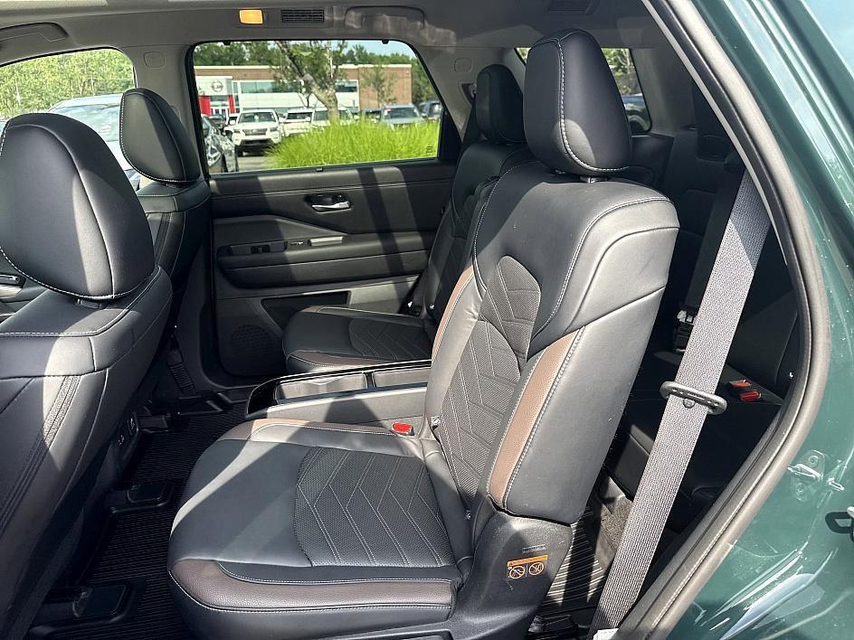 used 2023 Nissan Pathfinder car, priced at $37,882