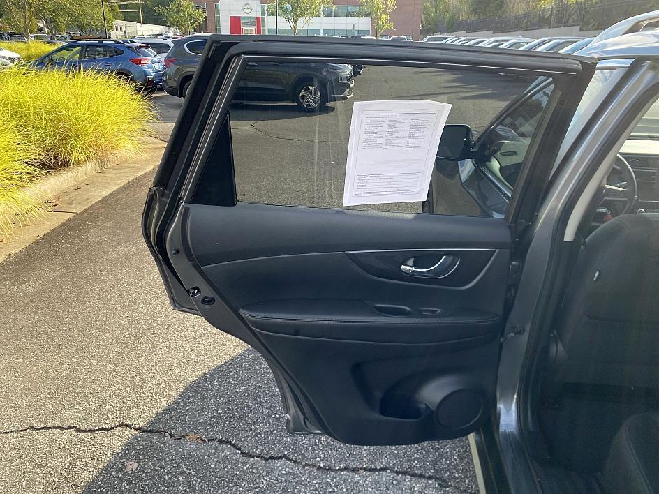used 2019 Nissan Rogue car, priced at $17,579