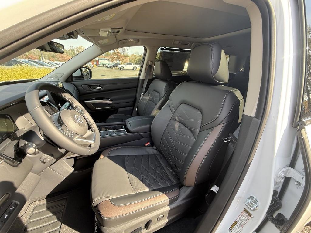 new 2025 Nissan Pathfinder car, priced at $49,740